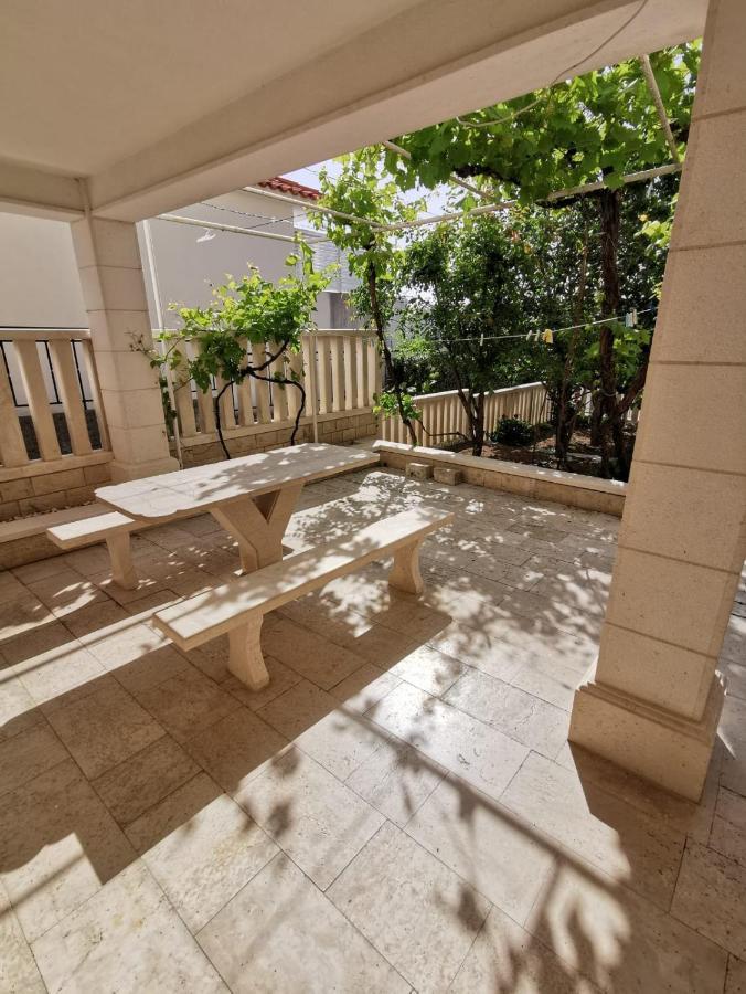 Villa Ruza 30M From The Beach Baška Voda Buitenkant foto