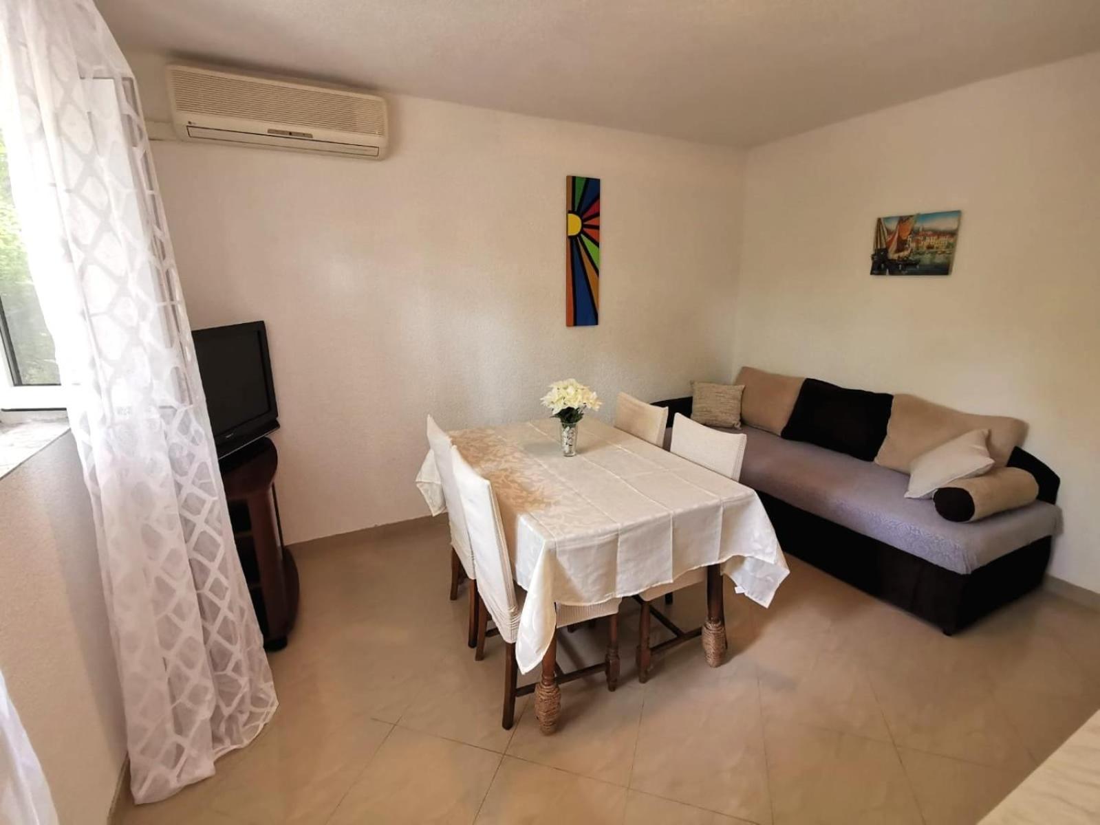 Villa Ruza 30M From The Beach Baška Voda Kamer foto