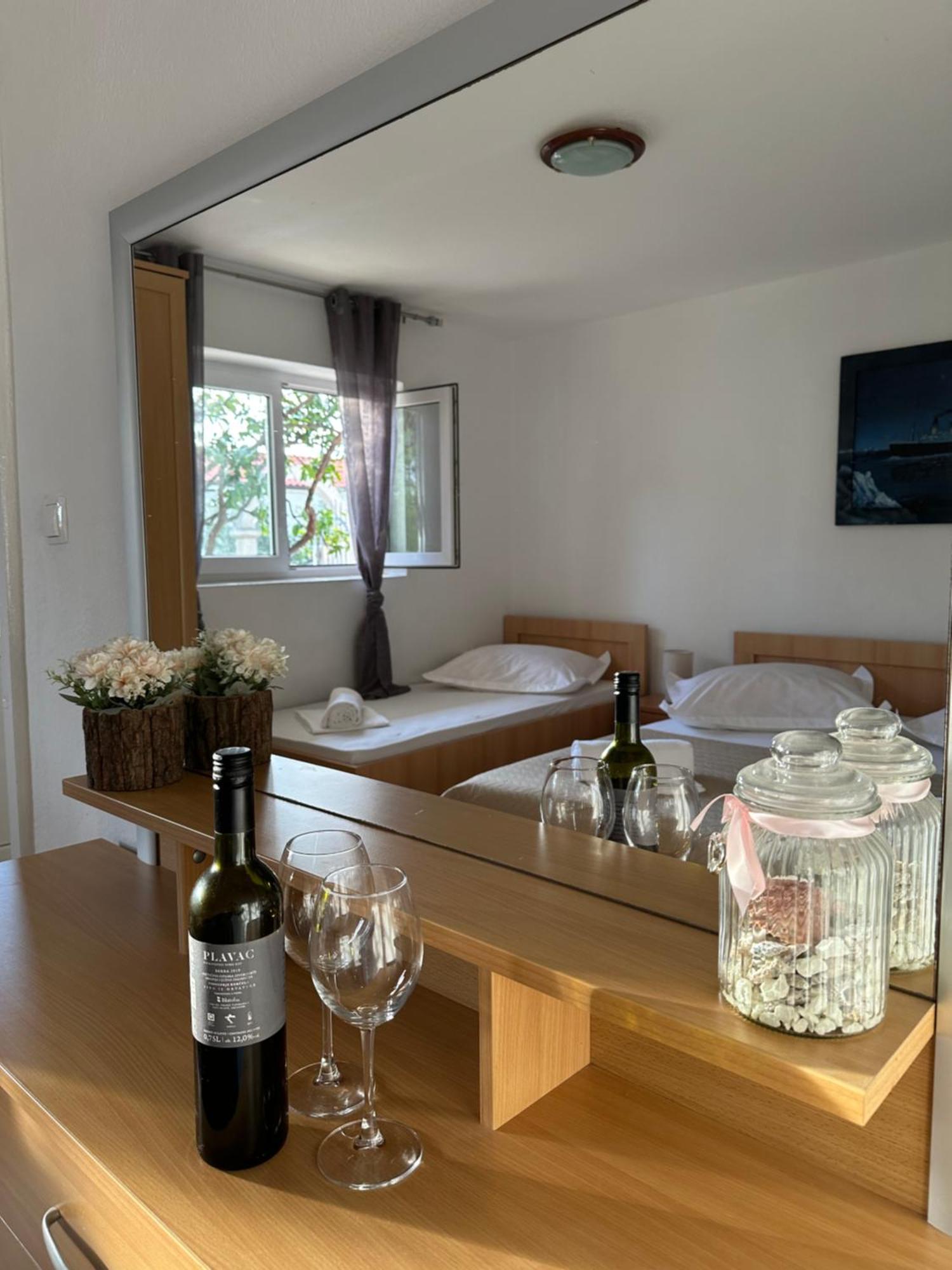 Villa Ruza 30M From The Beach Baška Voda Kamer foto