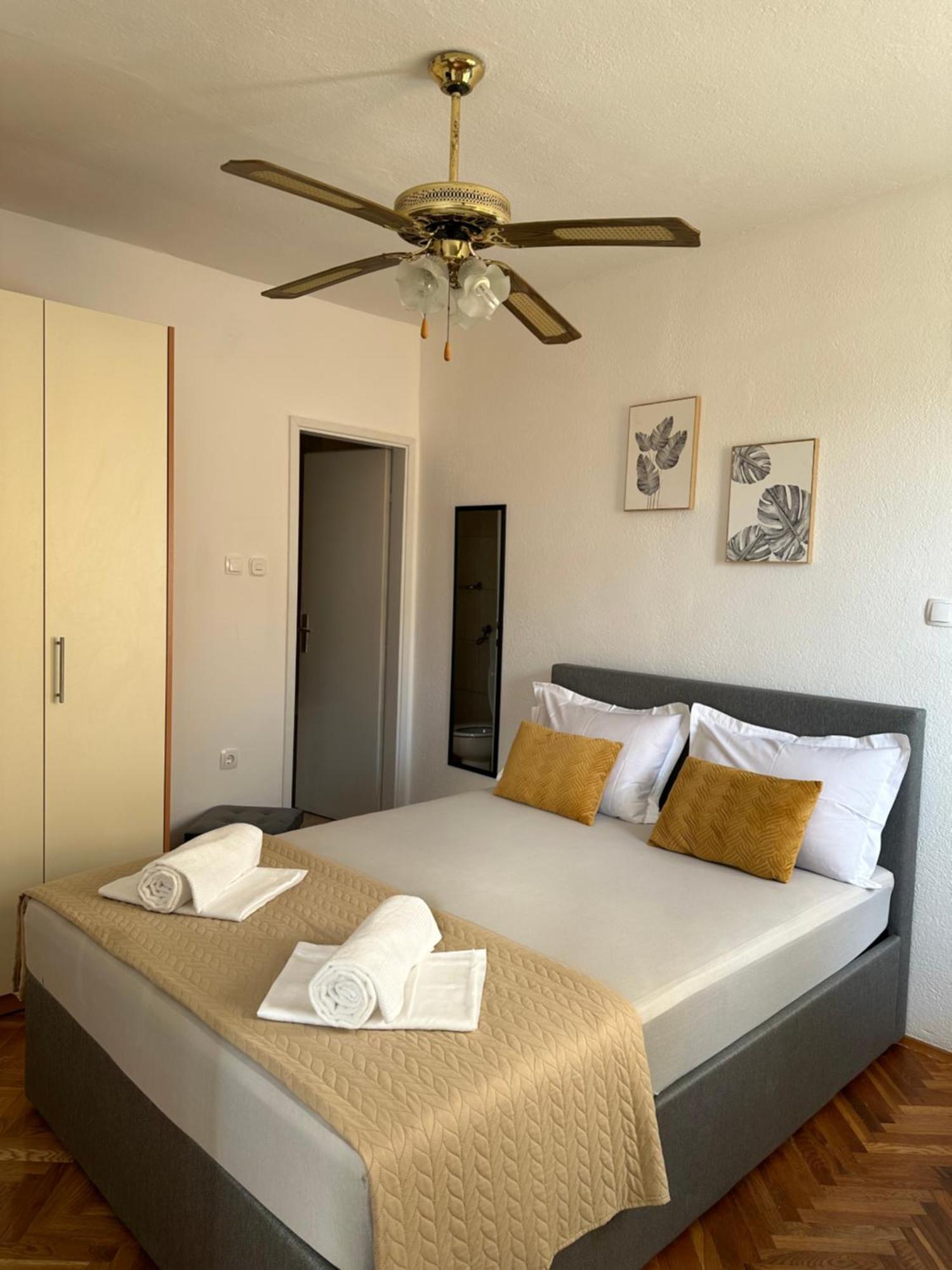Villa Ruza 30M From The Beach Baška Voda Kamer foto